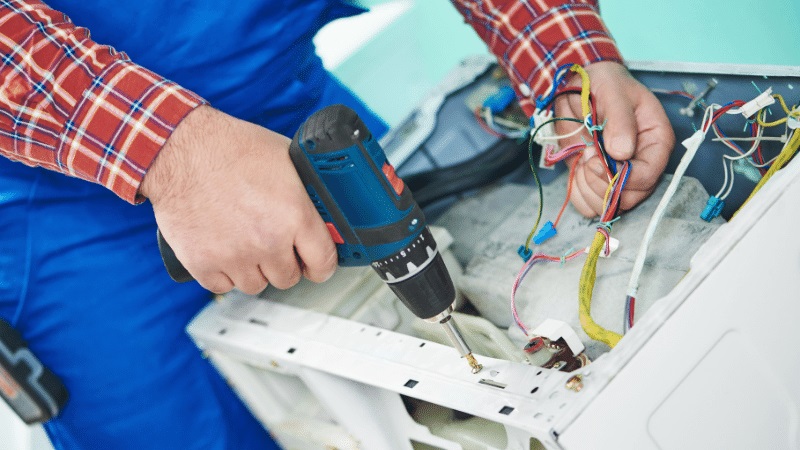 Evren Grundig Grundig çamaşır makinesi kart tamiri – Su almama arızası orijinal parça ile giderildi. - Teknik servis örneği